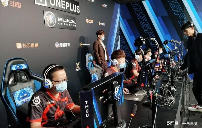 赛次轮的比 赛次轮的比